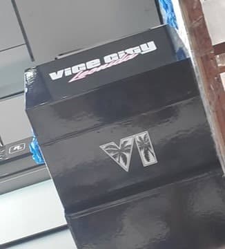 Is that black «Vice City Leonida» box a collector's edition?